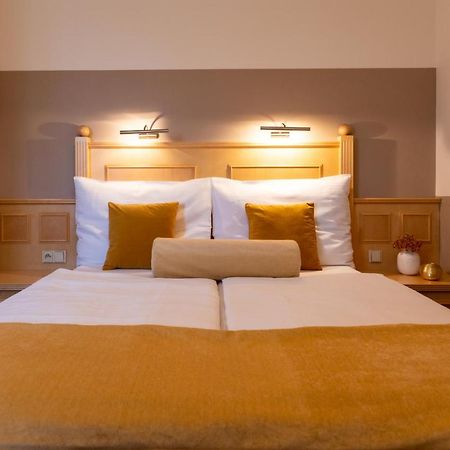 Hotel Abacie & Wellness Valašské Meziříčí Buitenkant foto