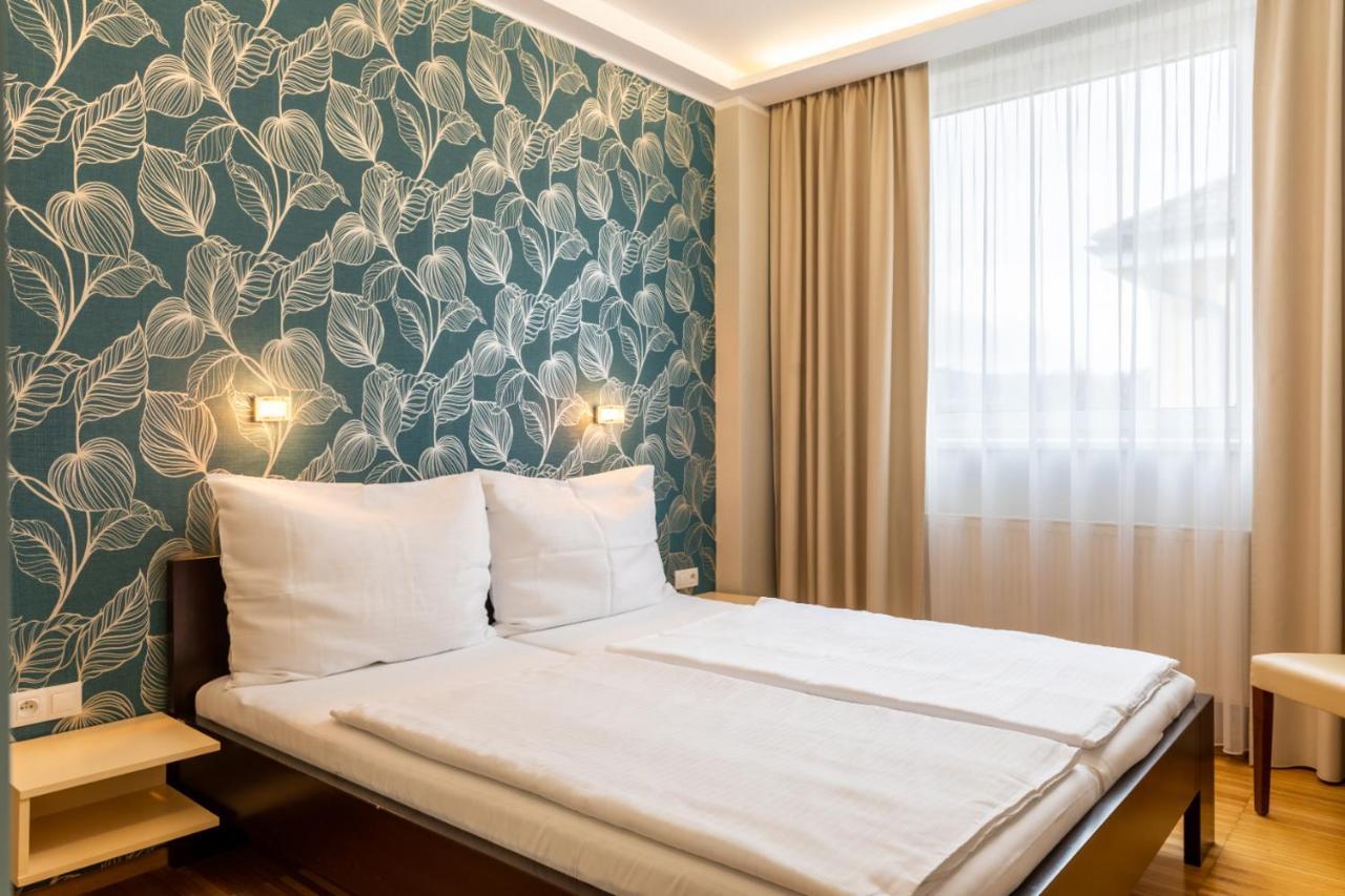Hotel Abacie & Wellness Valašské Meziříčí Buitenkant foto